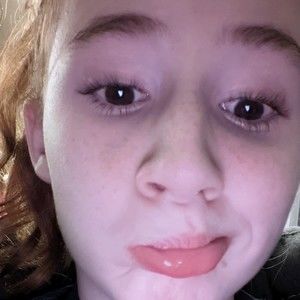 Meet your Posher, Addison